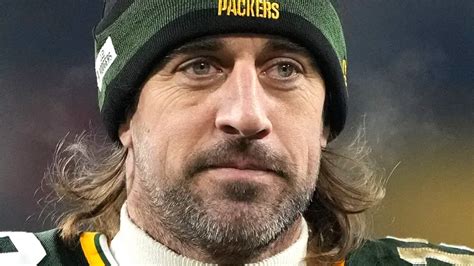 aaron rodgers estranged from family